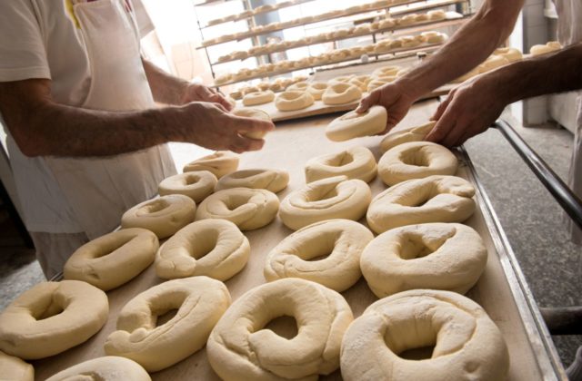 Protimonopolný úrad preveruje koncentráciu v pekárenskej výrobe