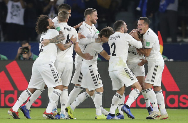 Real Madrid na športové úspechy nemyslí, pre boj s koronavírusom poskytol lietadlo a štadión