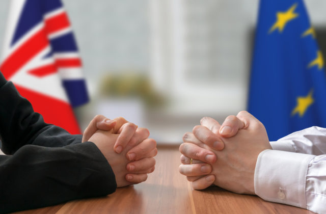 Pobrexitová obchodná dohoda dostala od Británie ďalšie dva mesiace na schválenie