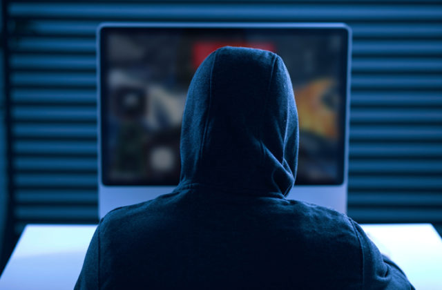 Kyberzločinci sú počas koronakrízy čoraz aktívnejší, od ľudí sa snažia vylákať citlivé údaje