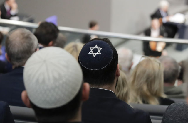 Poľský reštitučný zákon je tŕňom v oku Izraela, jeho zmeny považuje židovský štát za nemorálne