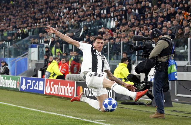 Mario Mandžukič odchádza z Juventusu, kariéru si predĺži v Katare