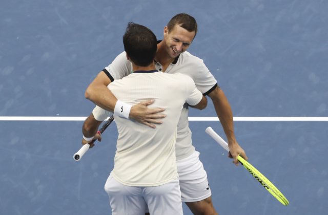 Polášek si zahrá osemfinále debla na Australian Open, s Dodigom vyzvú sedmičky „pavúka“