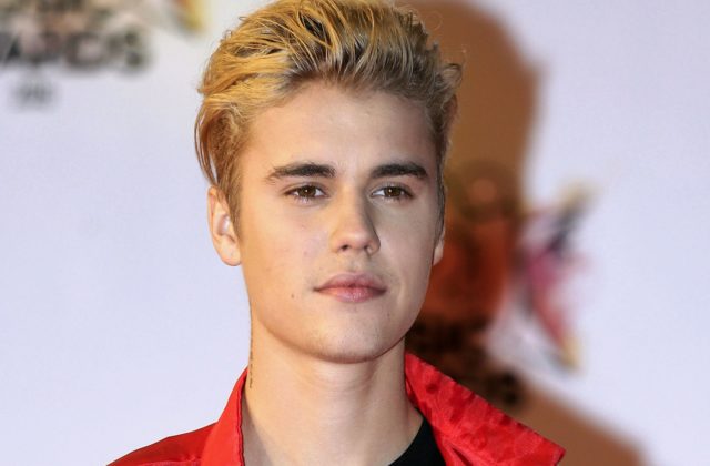Spevák Justin Bieber oznámil nový singel, album a turné