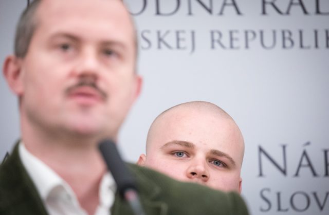 Pollák podal trestné oznámenie na Mazureka a chystá ďalšie na Kotlebu
