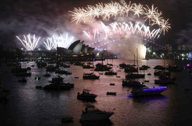 Silvester v Austrálii bude pre požiare bez ohňostrojov, ikonická šou v Sydney dostala výnimku