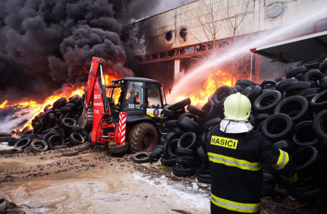 Na Slovensku počas februára horelo v priemere 18-krát za deň, hasiči najviac zasahovali v Banskobystrickom kraji