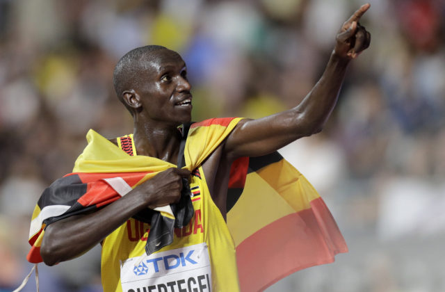 Uganďan Joshua Cheptegei zlepšil svetový rekord v cestnom behu na 5 kilometrov