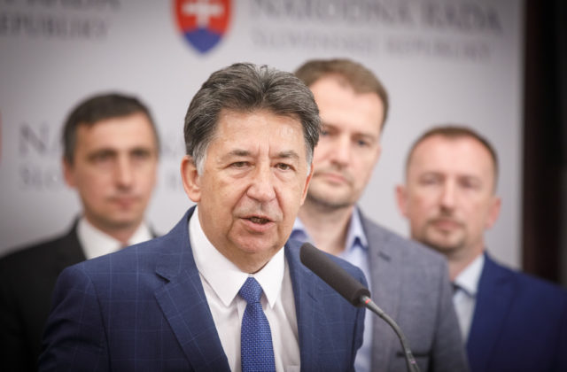 Minister Budaj odvolal z funkcie generálneho riaditeľa Slovenskej agentúry životného prostredia Müllera