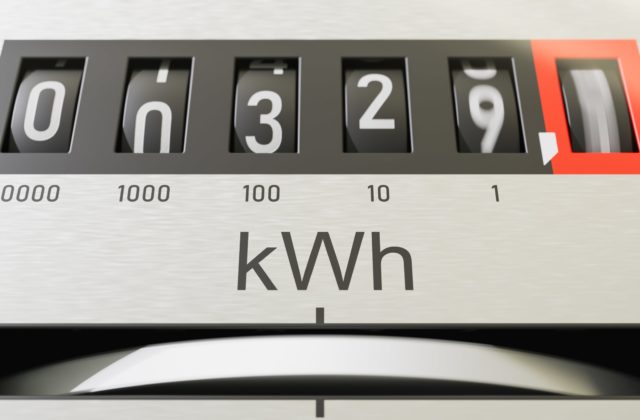 Odpočet spotreby elektriny sa dá aj cez mobilnú aplikáciu, energetici oslovujú len vybraných odberateľov