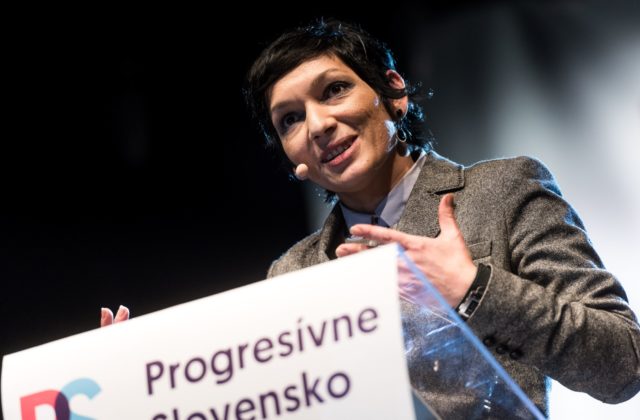 Progresívne Slovensko označilo ukončenie vládnej krízy za výsmech a Matovič bude Slovensku škodiť naďalej