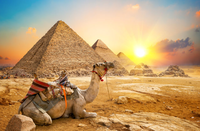 Dobrá správa pre dovolenkárov. Egypt otvorí niektoré letiská pre charterové lety