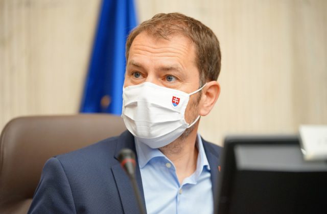 Igor Matovič obhajuje antigénové testy, v harmaneckých papierňach použili úplne iné