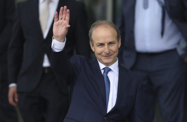 Írsky parlament si zvolil nového premiéra, stal sa ním Micheál Martin