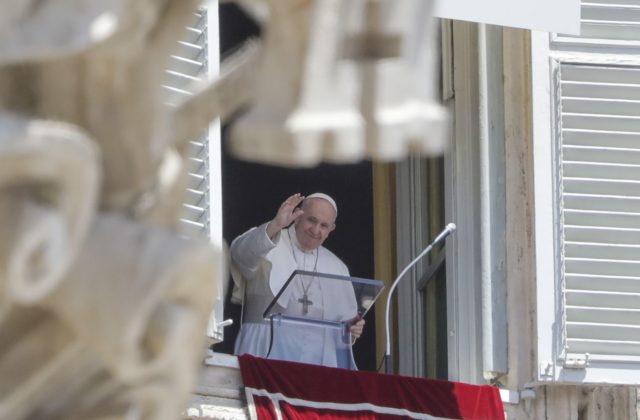 Pápež František vyzval na dodržiavanie opatrení, oslava víťazstva nad koronavírusom je priskorá