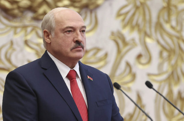 Lukašenko neodstúpi, za demonštráciami v Bielorusku podľa neho stoja vplyvné zahraničné sily
