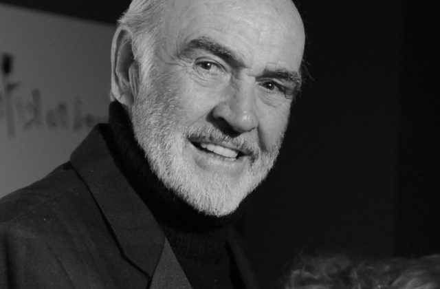 Zomrel Sean Connery, škótsky herec sa preslávil ako predstaviteľ agenta Jamesa Bonda