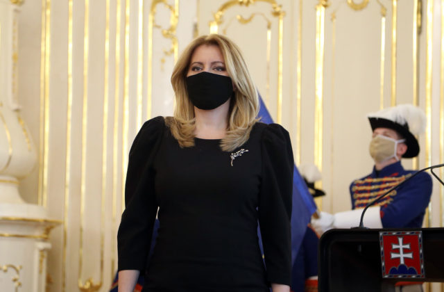 Prezidentka Čaputová odovzdala novým veľvyslancom poverovacie listiny, netajila svoje očakávania
