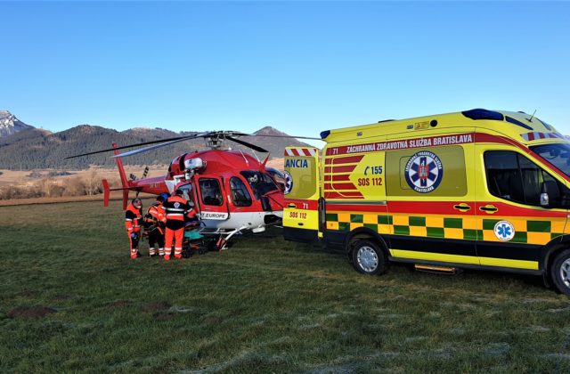 Záchranári na vrtuľníku pomáhali žene, skolabovala na Veľkom Choči