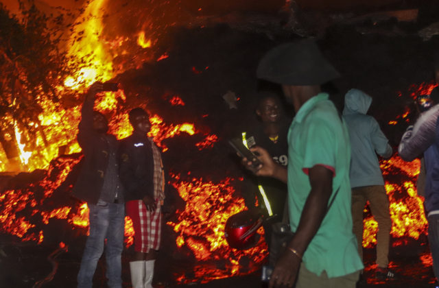 V Kongu vybuchla sopka Nyiragongo, tisícky ľudí utiekli zo svojich domovov (video)