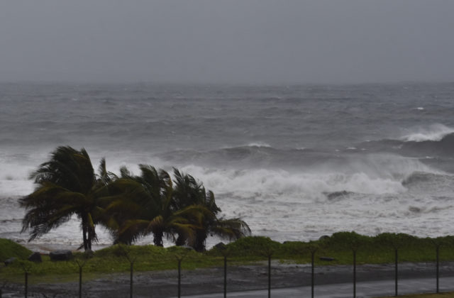 Tisíc kilometrov od tichomorského pobrežia Mexika sa sformovala tropická búrka