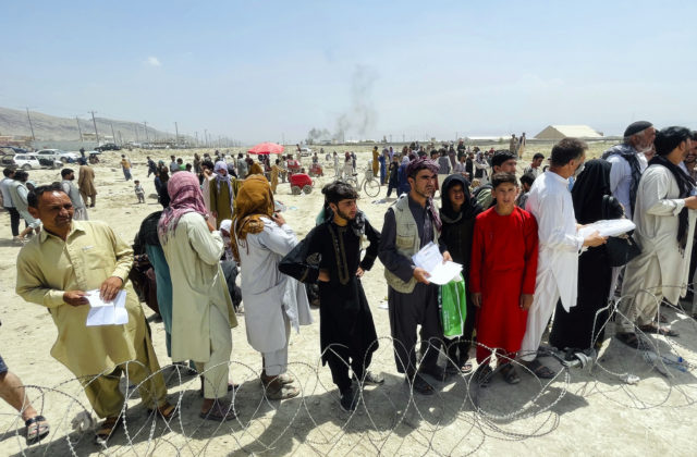 Pomoc desiatim Afgancom nestačí, SNSĽP vyzýva vládu, aby poskytla ochranu čo najväčšiemu počtu ľudí