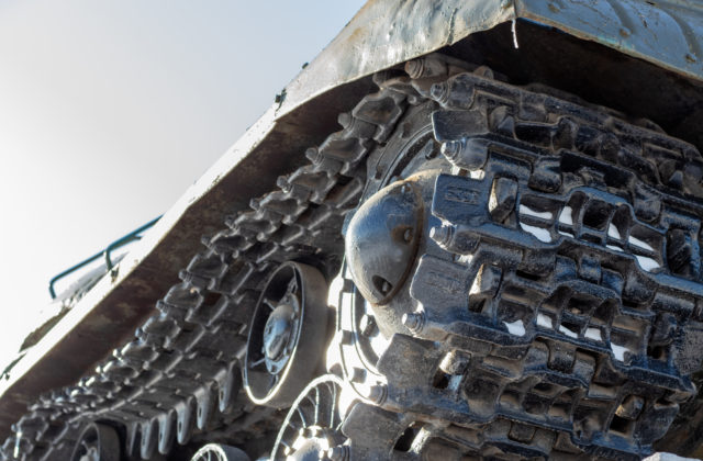 Rezort obrany plánuje nakúpiť ďalšie pásové obrnené vozidlá, Útvar hodnoty za peniaze žiada zdôvodnenie