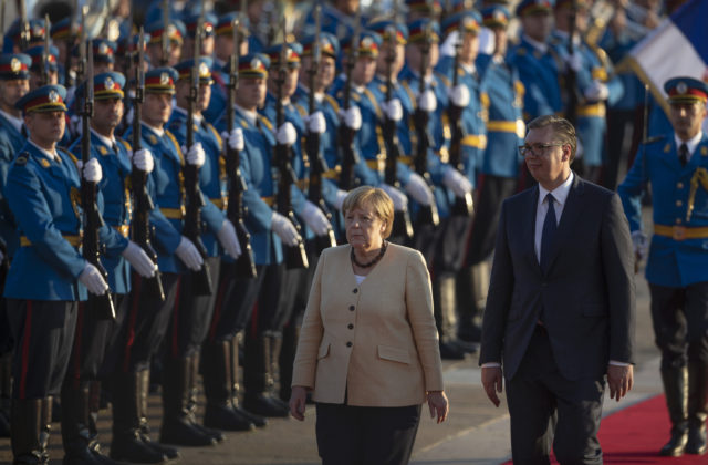 Začlenenie Balkánu do EÚ je strategické pre obe strany, podľa Merkelovej musí Srbsko urobiť demokratické reformy