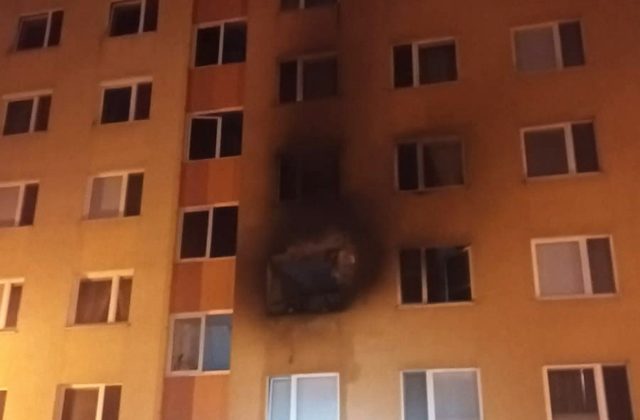 Petržalka vyzbierala pre ľudí zasiahnutých požiarom vyše 6,5-tisíca eur, o pomoc žiada aj Hegera a vládu