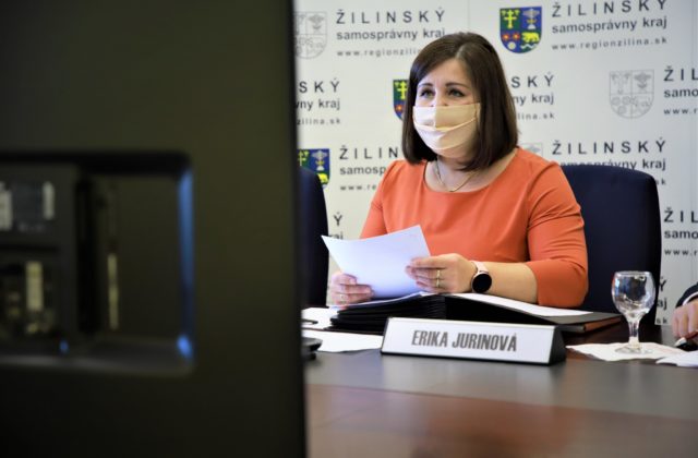 Žilinský kraj má svoje podcastové vysielanie, angažuje sa v ňom aj predsedníčka Erika Jurinová