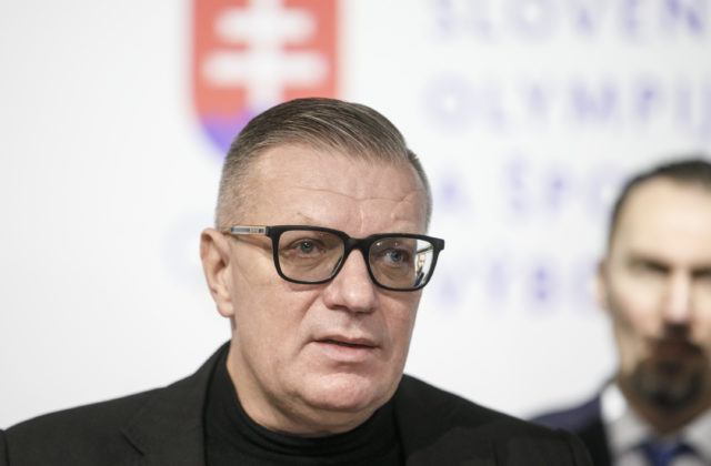 Ján Kováčik zostáva prezidentom SFZ aj ďalšie štyri roky, zvolený bol jednohlasne
