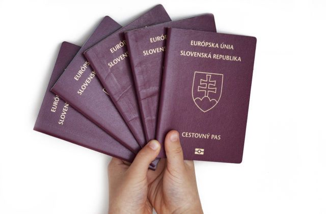 Slováci majú stále obrovský záujem o cestovné pasy, padol už aj rekord