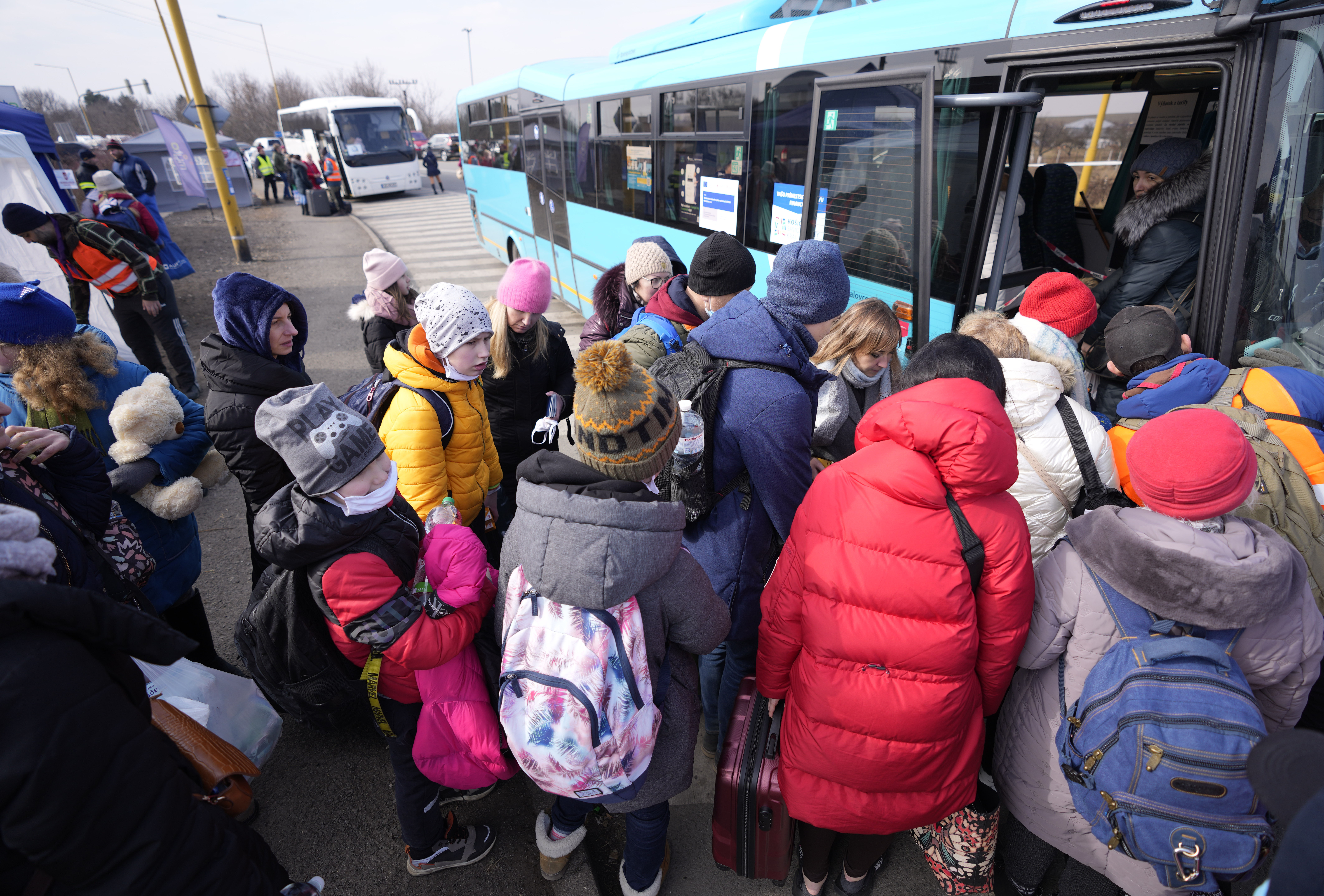 Počas soboty prešlo slovenskými hraničnými priechodmi takmer 3 300 ľudí