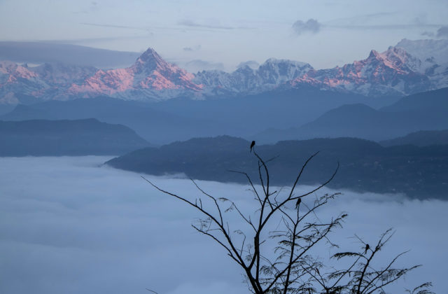V nepálskych horách zmizlo lietadlo s cestujúcimi, polícia rozbehla pátranie