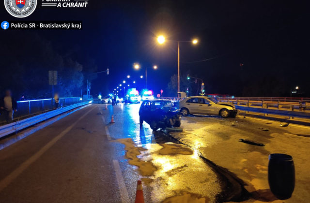 V Bratislave došlo k tragickej dopravnej nehode, zahynula 85-ročná vodička