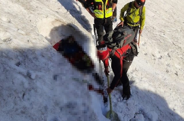 Horskí záchranári objavili v Západných Tatrách telesné pozostatky Poliaka, bol nezvestný niekoľko mesiacov (video)