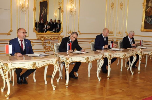 Maroš Žilinka sa stretol s kolegami V4, spoločne podpísali „Bratislavskú deklaráciu“