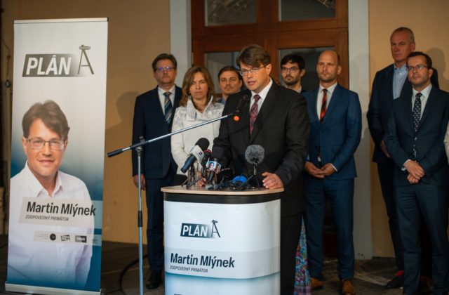 Kandidát na primátora Martin Mlýnek má byť pravicovou alternatívou pre Bratislavu