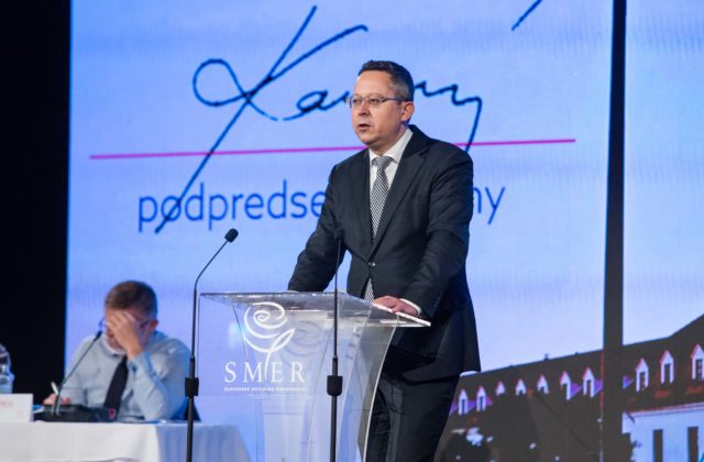Smer-SD podporí budúcoročný rozpočet, ak im budú zaručené predčasné voľby, tvrdí Kamenický