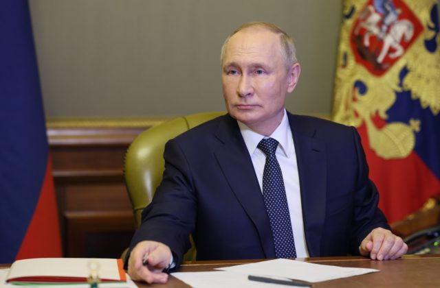 Bombardovanie Ukrajiny je odplatou za Krymský most, oznámil Putin
