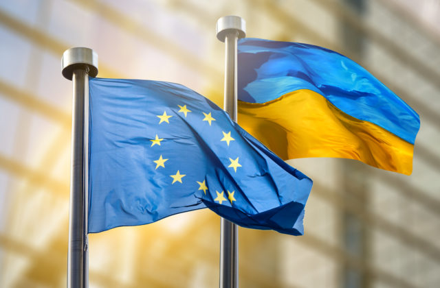 Európska komisia navrhla balík pomoci Ukrajine pre budúci rok v sume 18 miliárd eur