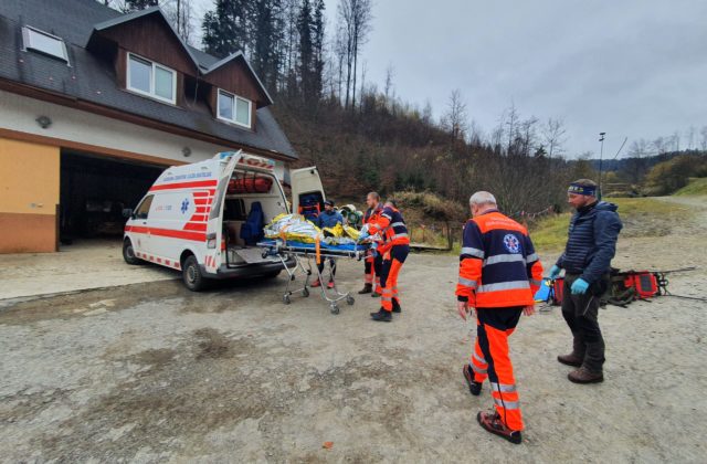 Horskí záchranári ratovali vo Vysokých Tatrách 31-ročného vyčerpaného turistu