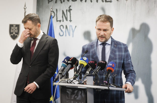 Matovič odovzdal ministerstvo Hegerovi , Sulíka si v parlamente všímať nebude (video+foto)