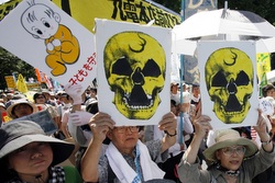 japonsko-protest-TASR