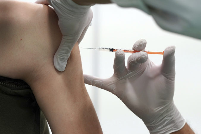 ockovanie vakcina koronavirus rokovanie