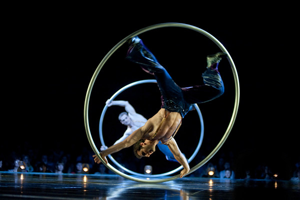 23150_cyr wheel_lucas saporiti costumes dominique lemieux 2015 cirque du soleil photo 1.jpg
